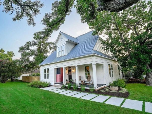 416 Avenue E , Marble Falls, TX 78654