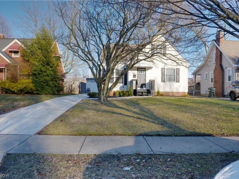 411 E 270th Street, Euclid, OH 44132 Photo 1