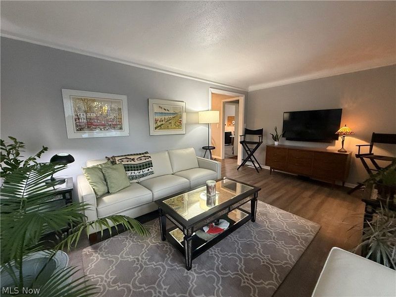 411 E 270th Street, Euclid, OH 44132 Photo 11