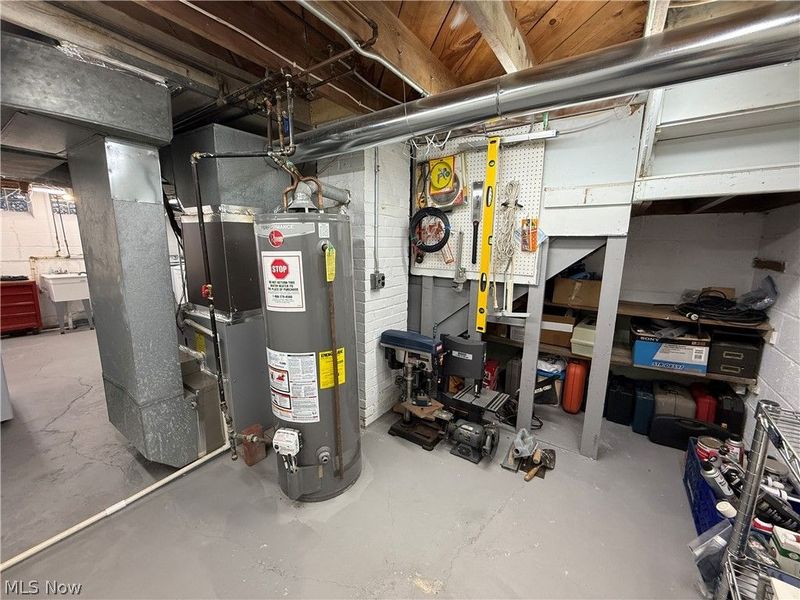 411 E 270th Street, Euclid, OH 44132 Photo 35