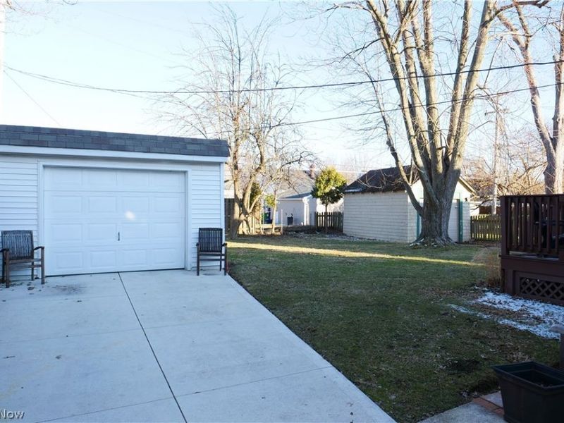 411 E 270th Street, Euclid, OH 44132 Photo 41