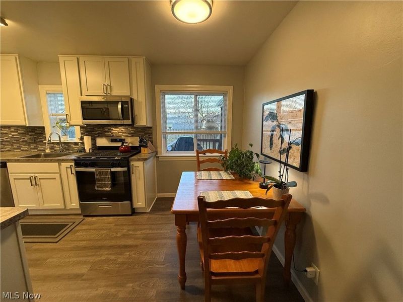 411 E 270th Street, Euclid, OH 44132 Photo 6