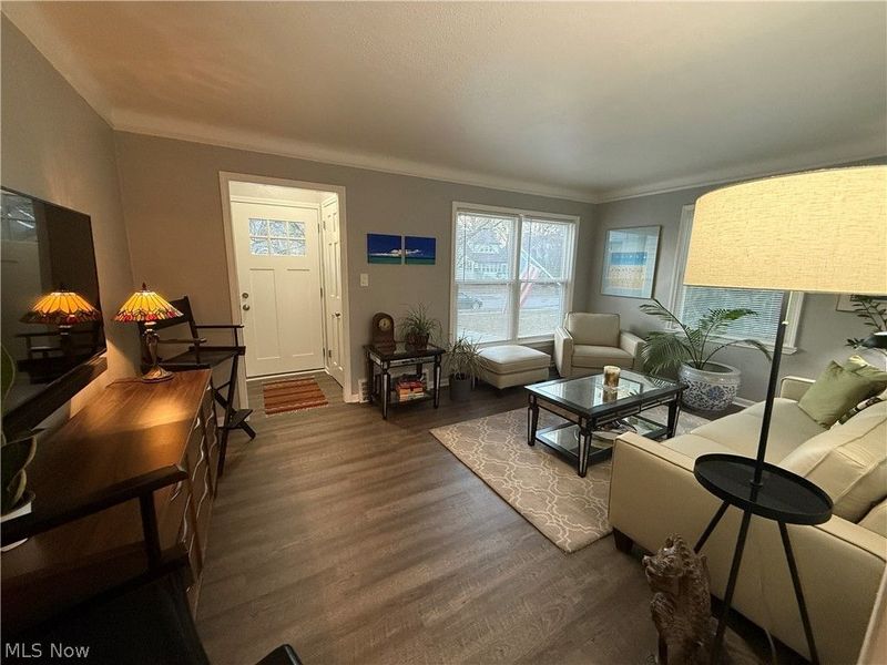 411 E 270th Street, Euclid, OH 44132 Photo 8