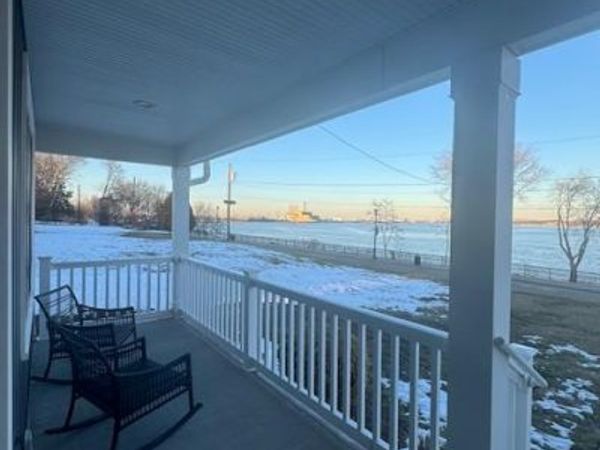 354 Cliff Road , Sewaren, NJ 07077