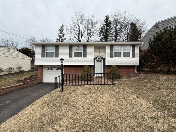 1185 Bucknell Dr, Monroeville, PA 15146