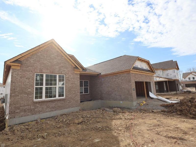 5976 Hawks Lane, Unit 60, Miami Twp, OH 45150 Photo 2