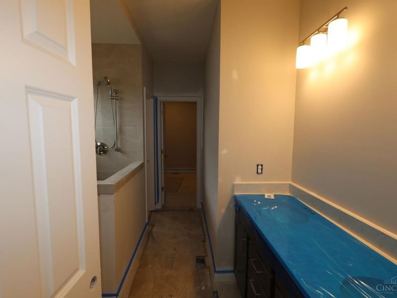 5976 Hawks Lane, Unit 60, Miami Twp, OH 45150 Photo 7