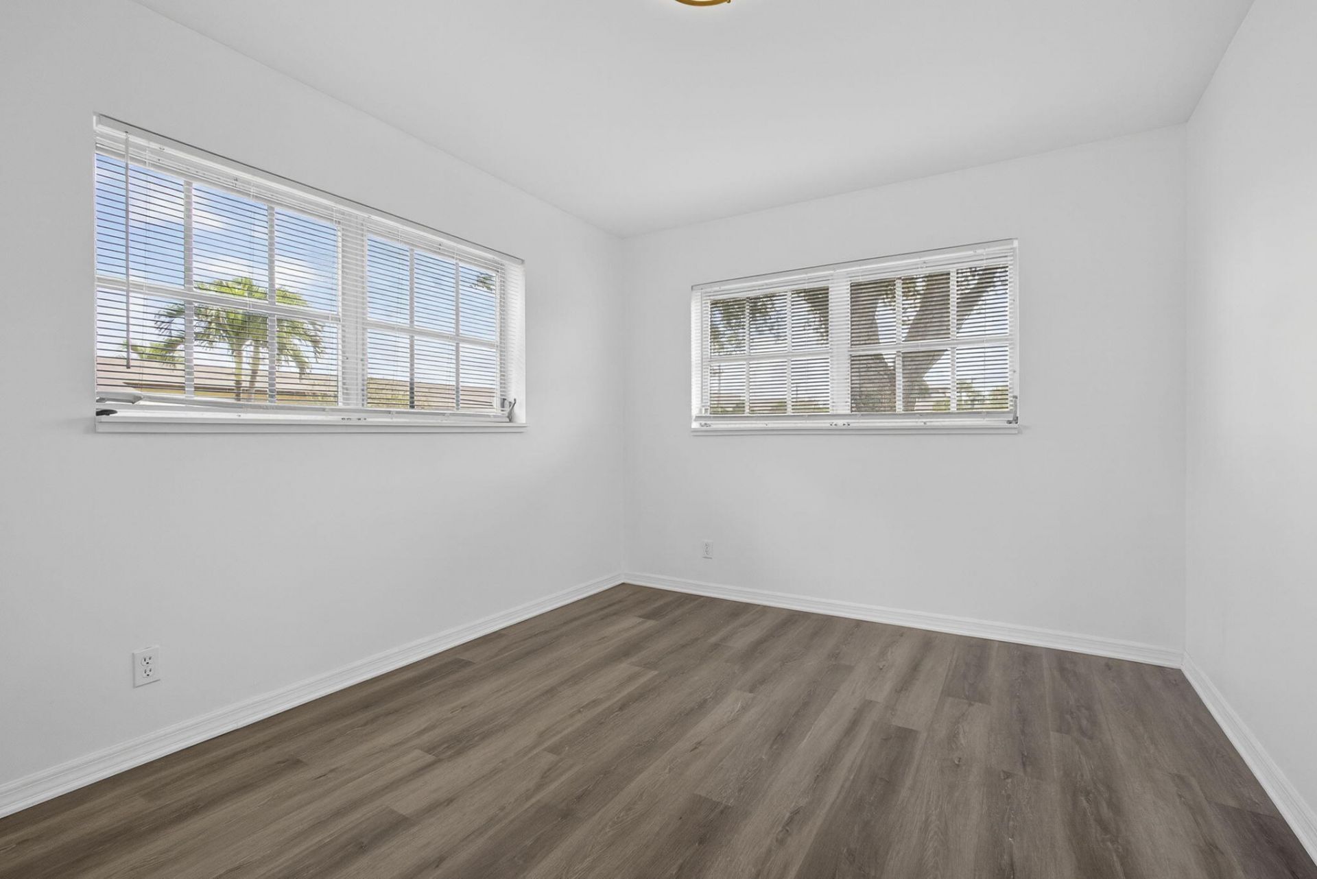 2960 Ashley Drive E, Unit D, West Palm Beach, FL 33415 Photo