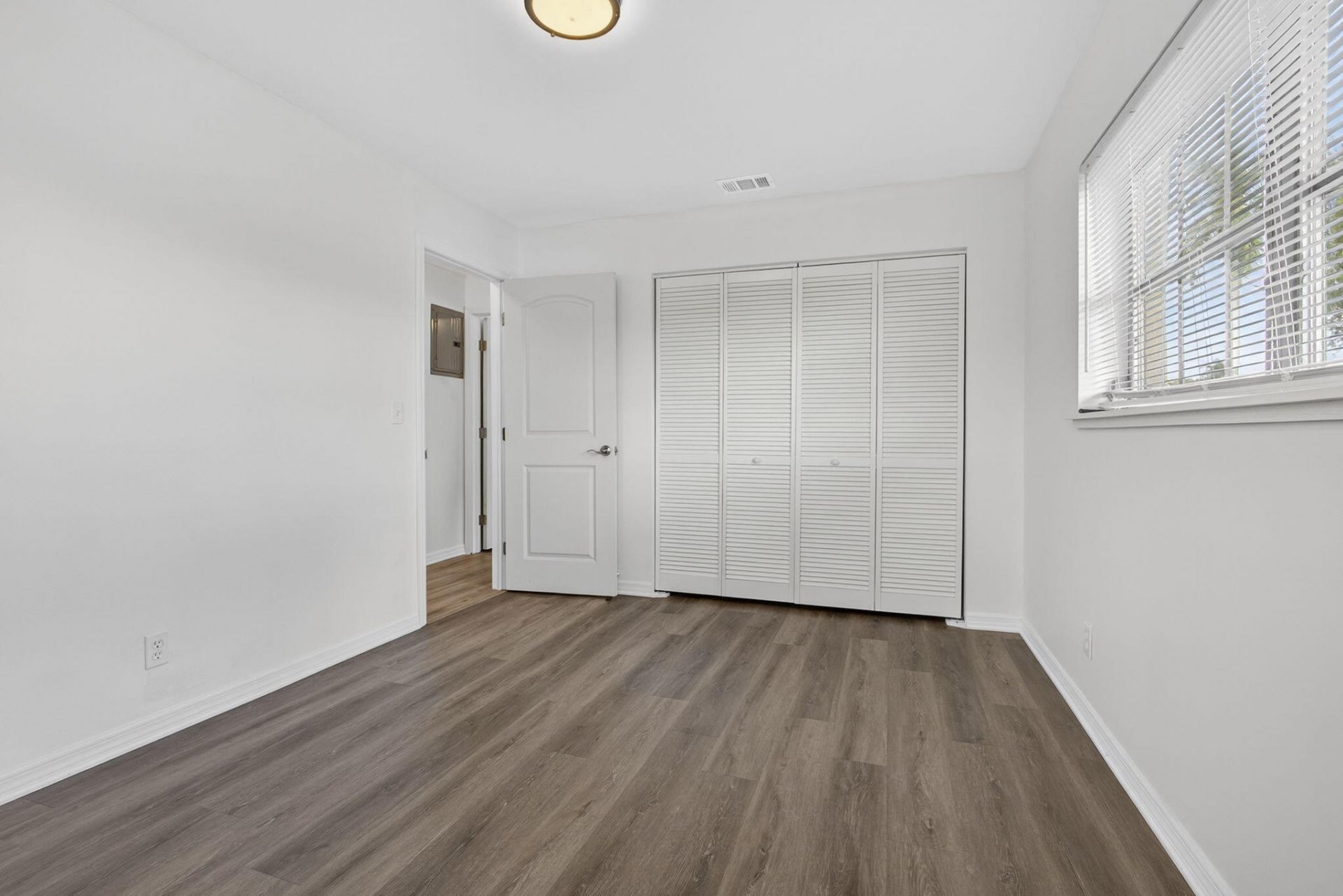 2960 Ashley Drive E, Unit D, West Palm Beach, FL 33415 Photo