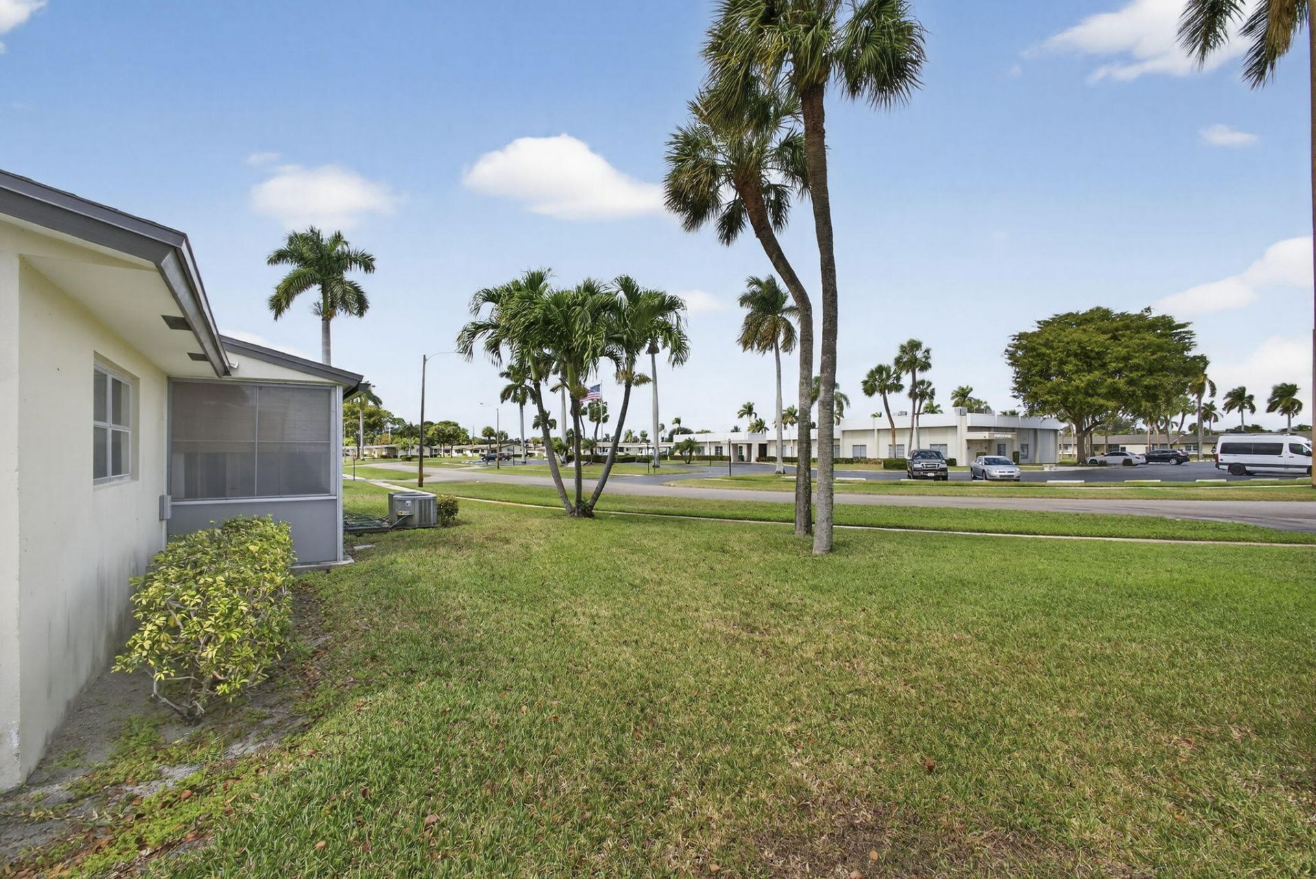 2960 Ashley Drive E, Unit D, West Palm Beach, FL 33415 Photo