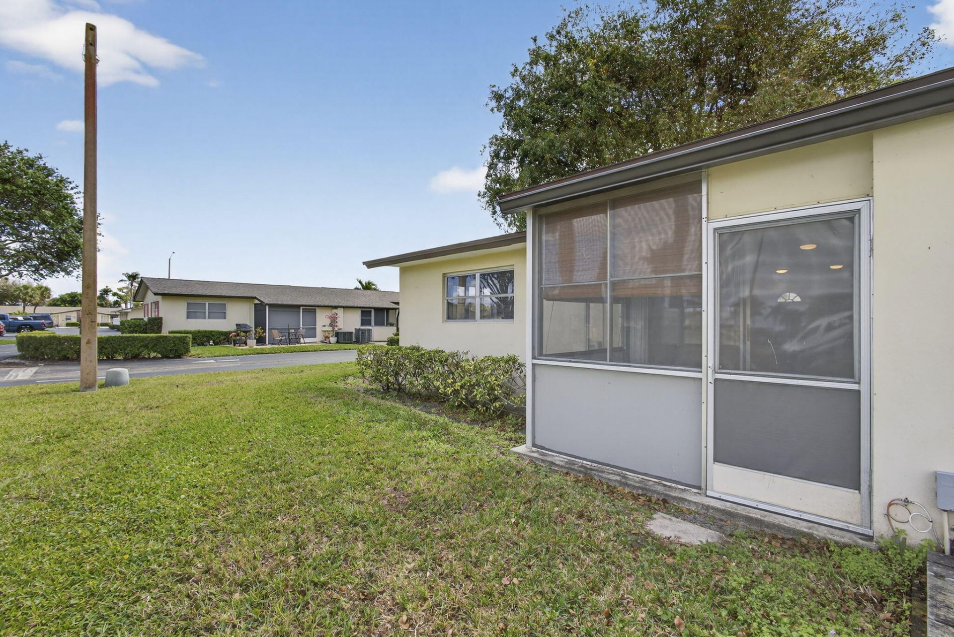2960 Ashley Drive E, Unit D, West Palm Beach, FL 33415 Photo