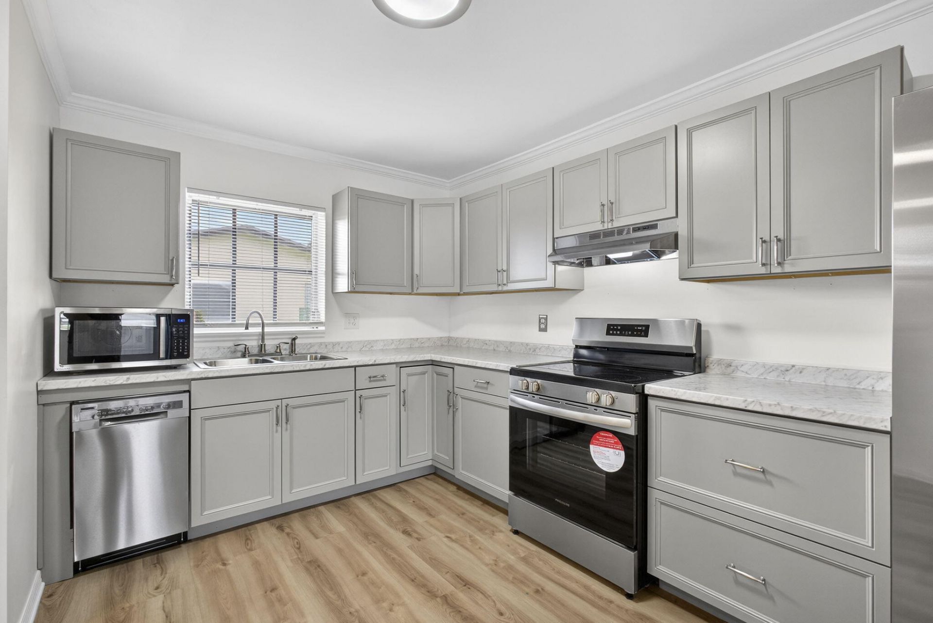 2960 Ashley Drive E, Unit D, West Palm Beach, FL 33415 Photo