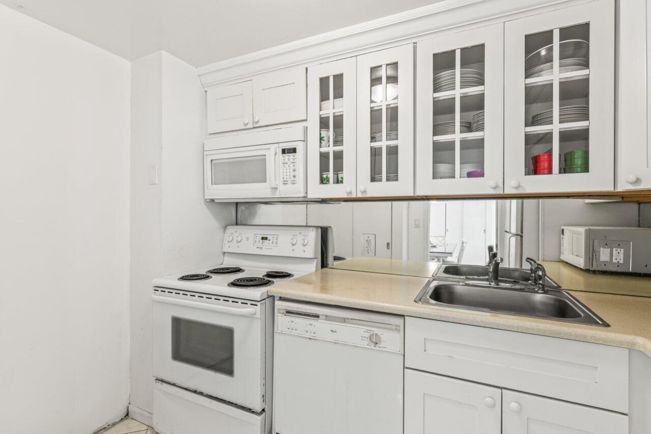 2774 S Ocean Boulevard, Unit 206, Palm Beach, FL 33480 Photo