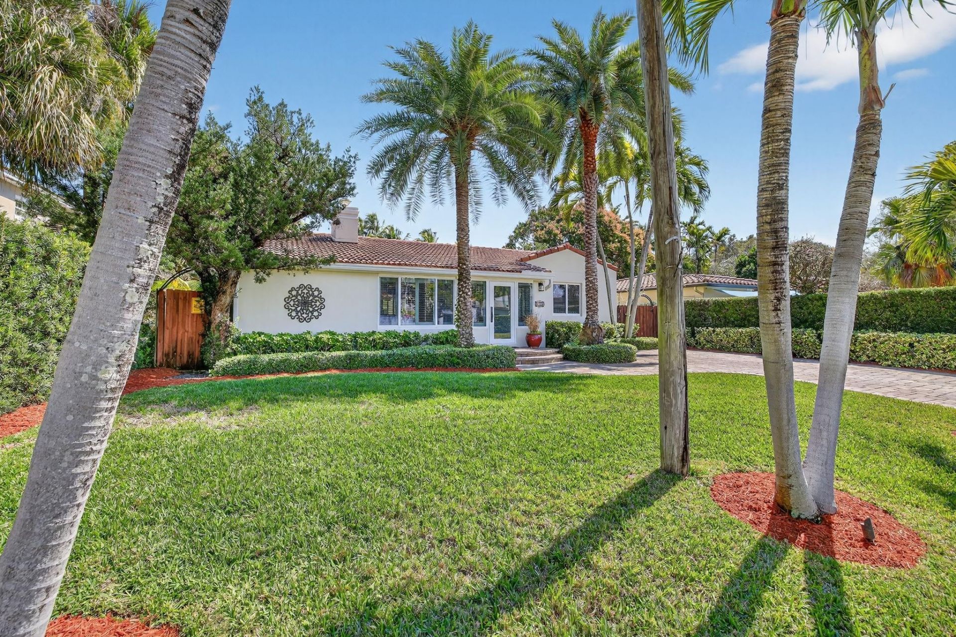 430 NE 8th Avenue, Fort Lauderdale, FL 33301 Photo