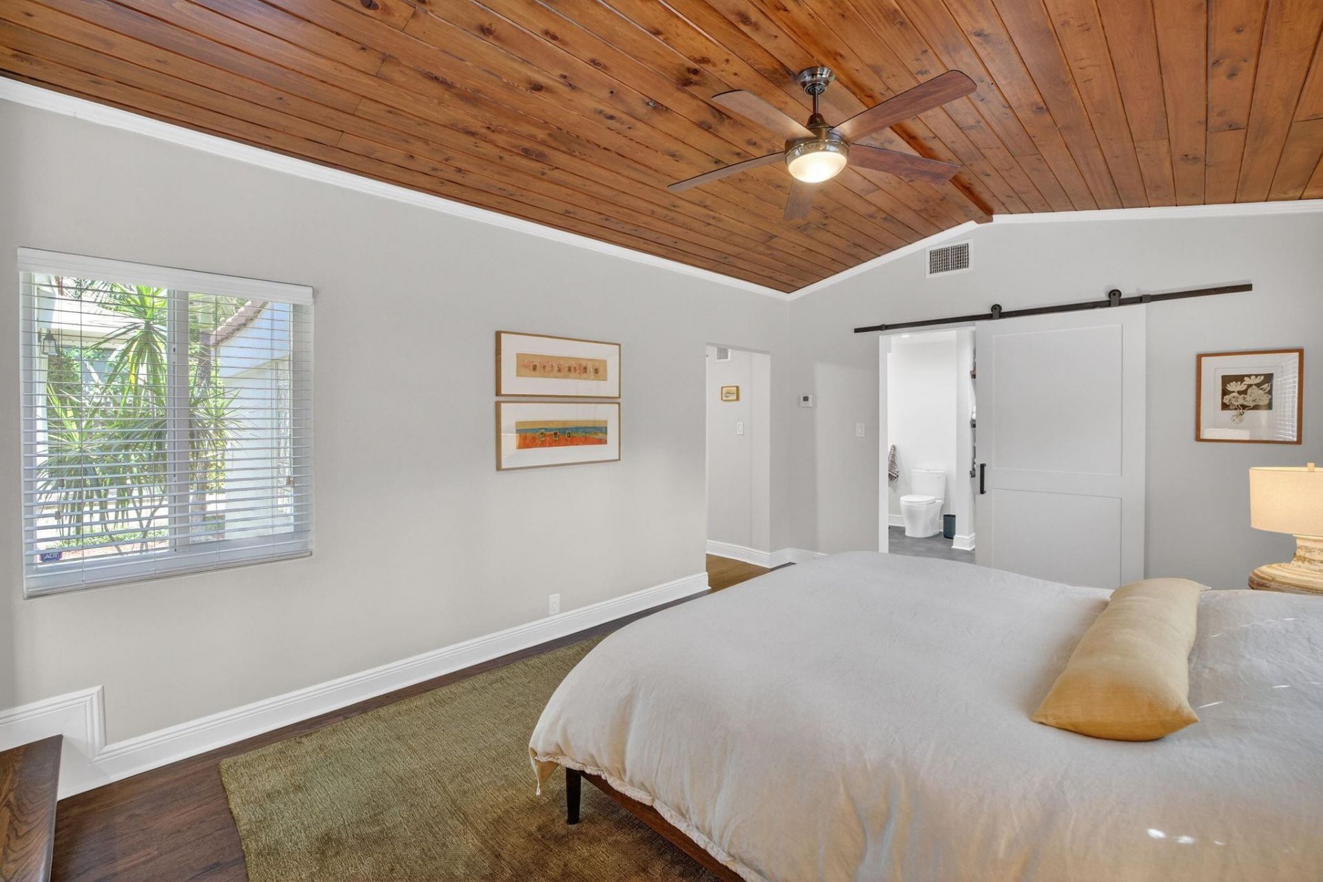 430 NE 8th Avenue, Fort Lauderdale, FL 33301 Photo