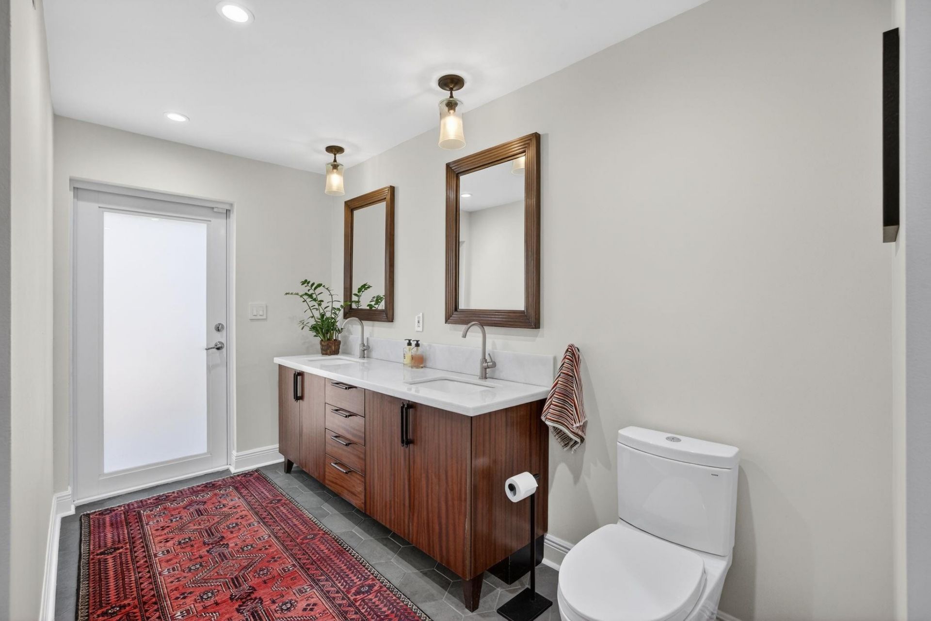 430 NE 8th Avenue, Fort Lauderdale, FL 33301 Photo