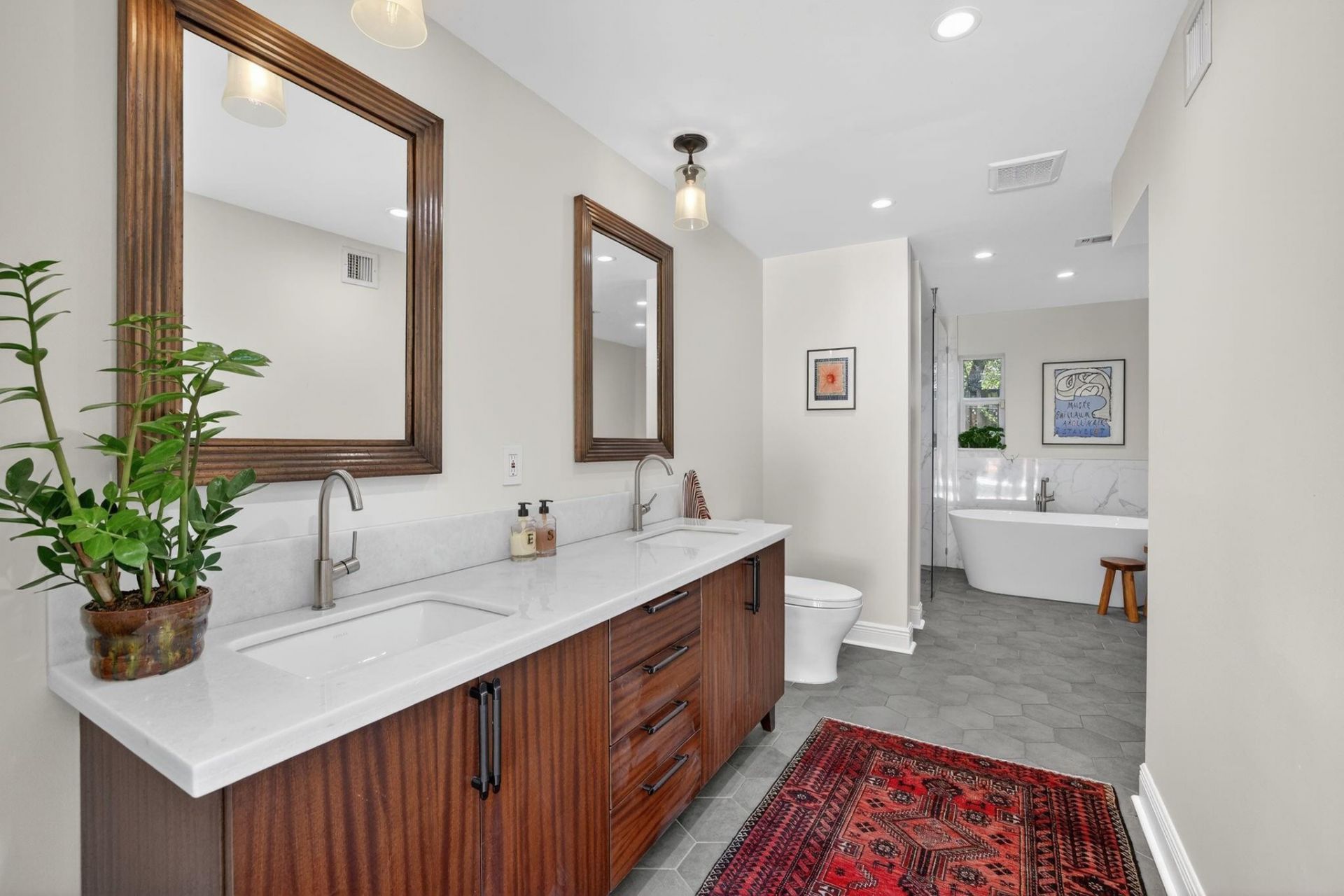 430 NE 8th Avenue, Fort Lauderdale, FL 33301 Photo