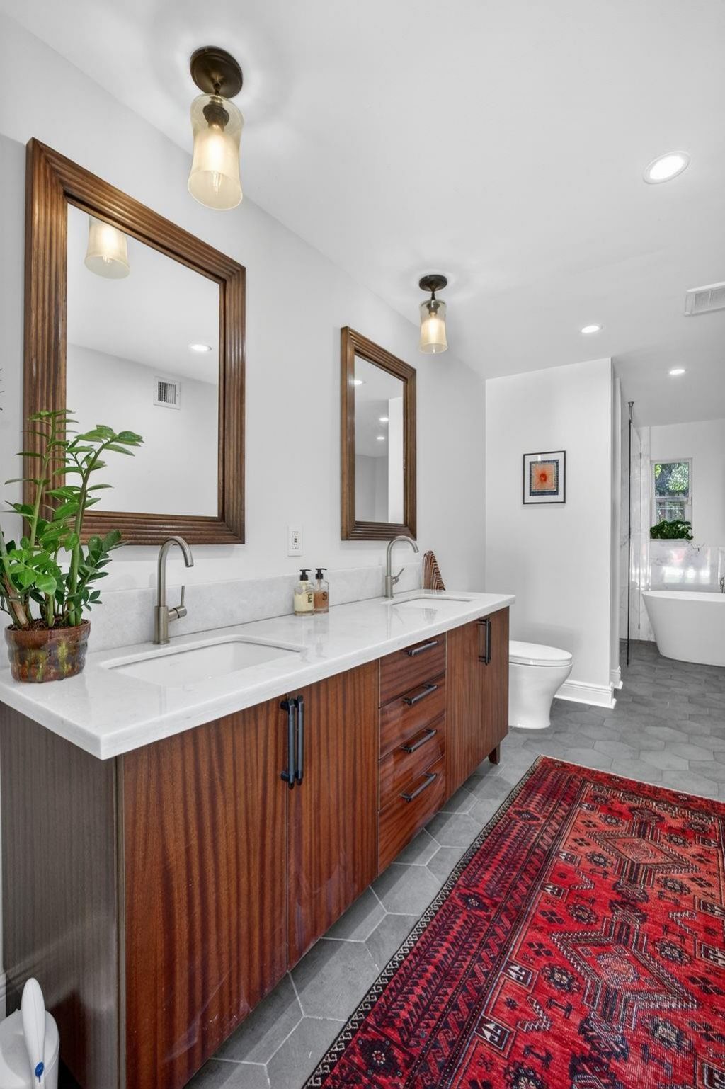 430 NE 8th Avenue, Fort Lauderdale, FL 33301 Photo