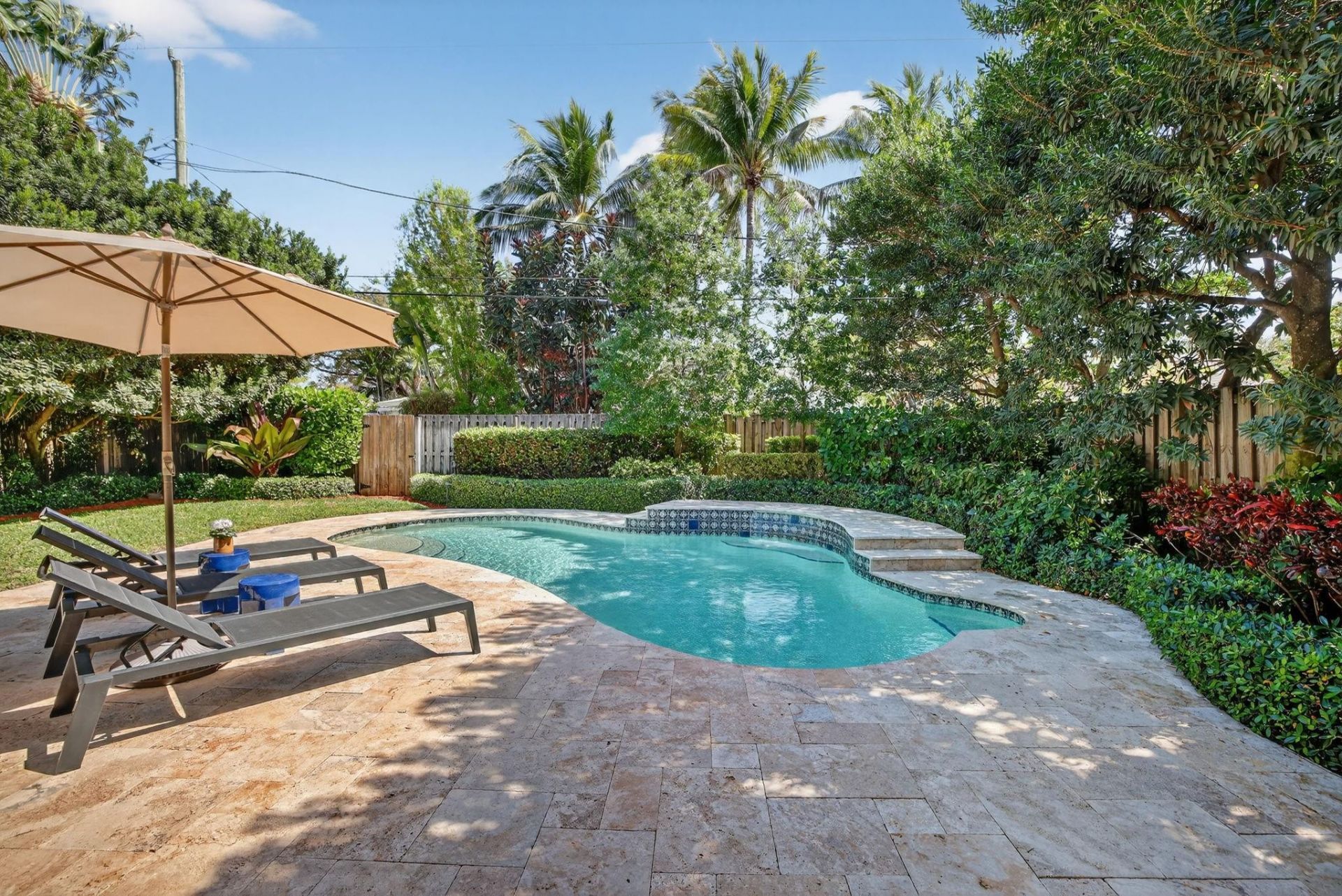 430 NE 8th Avenue, Fort Lauderdale, FL 33301 Photo