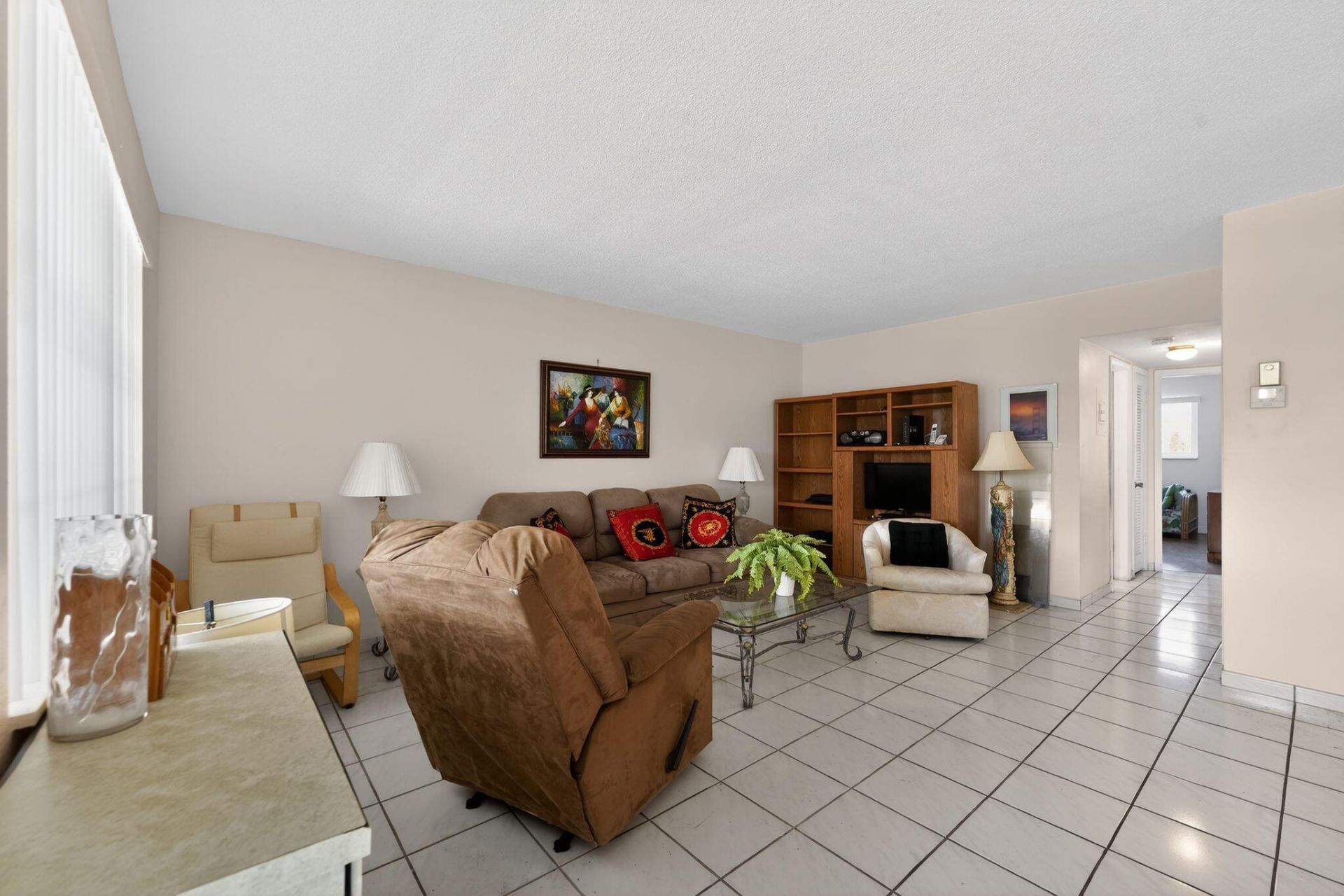 581 Blue Heron Drive, Unit #316-B, Hallandale Beach, FL 33009 Photo