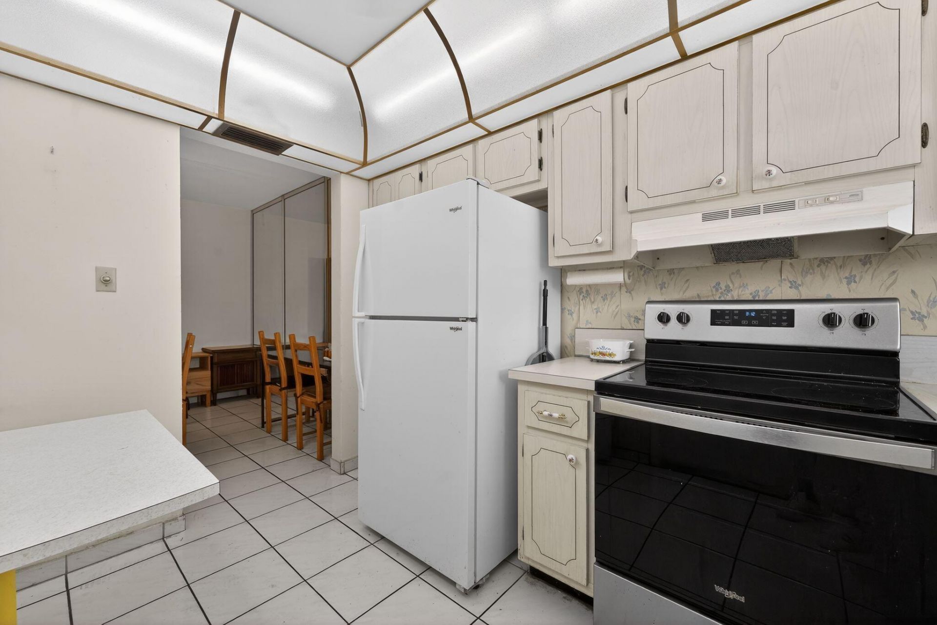 581 Blue Heron Drive, Unit #316-B, Hallandale Beach, FL 33009 Photo