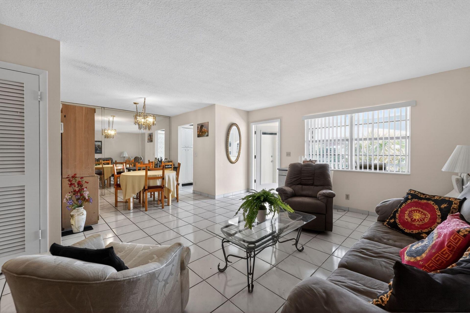 581 Blue Heron Drive, Unit #316-B, Hallandale Beach, FL 33009 Photo