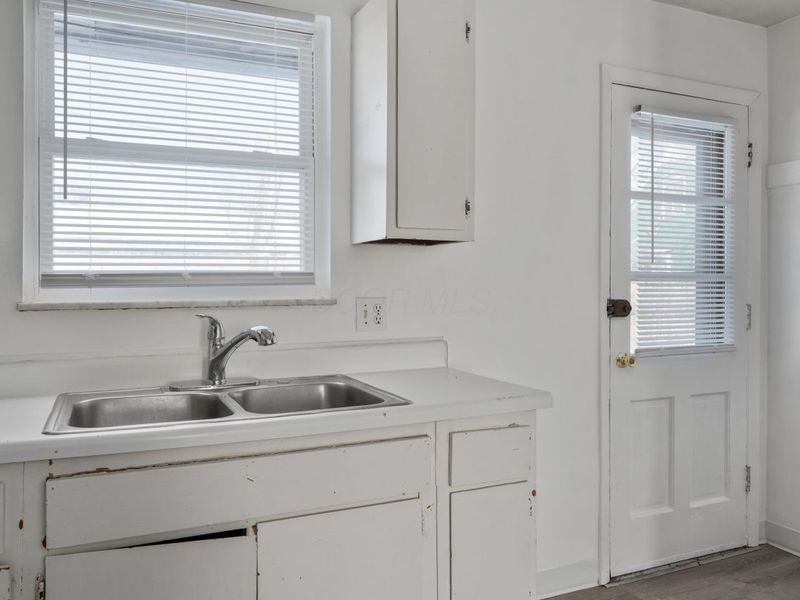 2856 Vanderberg Avenue, Columbus, OH 43204 Photo 11