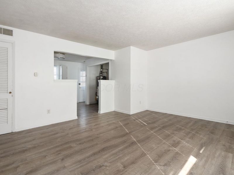 2856 Vanderberg Avenue, Columbus, OH 43204 Photo 7