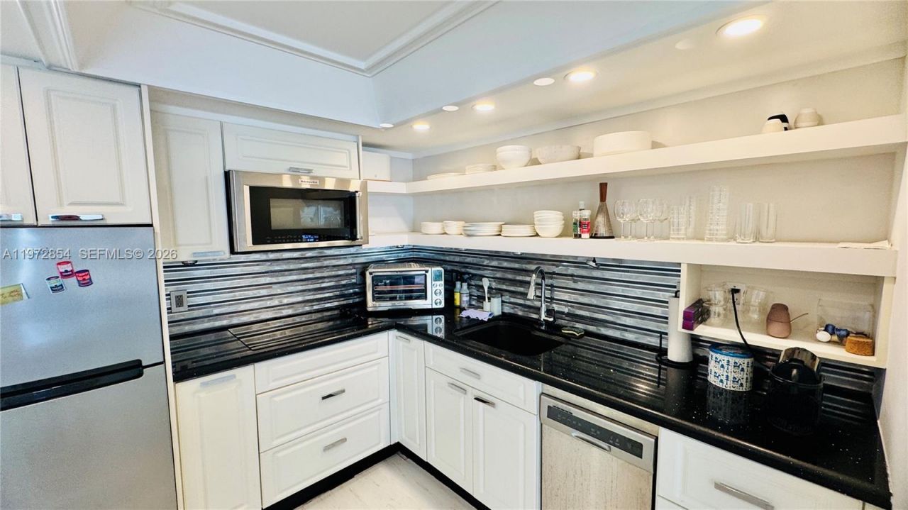 1775 Washington Ave, Unit 11F, Miami Beach, FL 33139 Photo