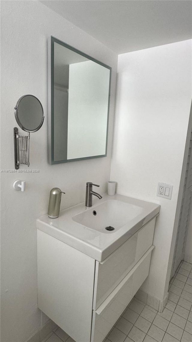 1775 Washington Ave, Unit 11F, Miami Beach, FL 33139 Photo