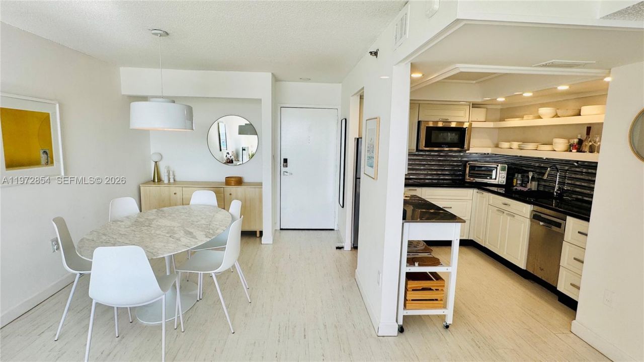 1775 Washington Ave, Unit 11F, Miami Beach, FL 33139 Photo