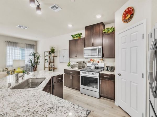 4725 Blaise Avenue, Unit 103, North Las Vegas, NV 89084