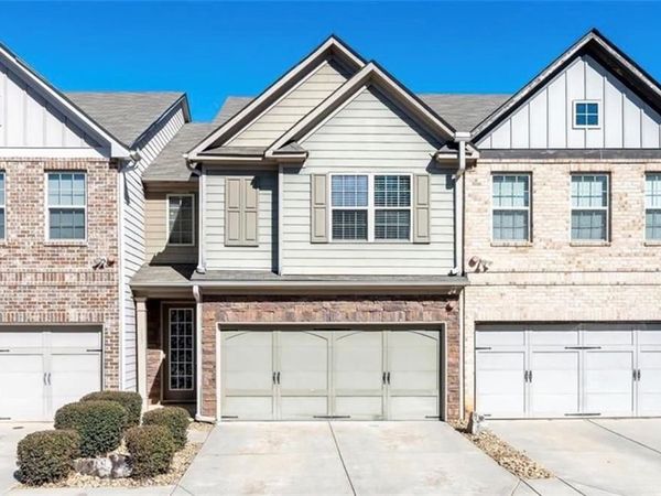 933 Spicy Oak Drive , Lawrenceville, GA 30044