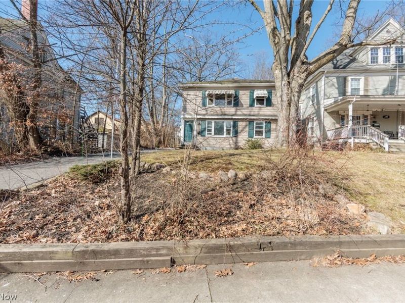 114 Beck Avenue, Akron, OH 44302 Photo 2