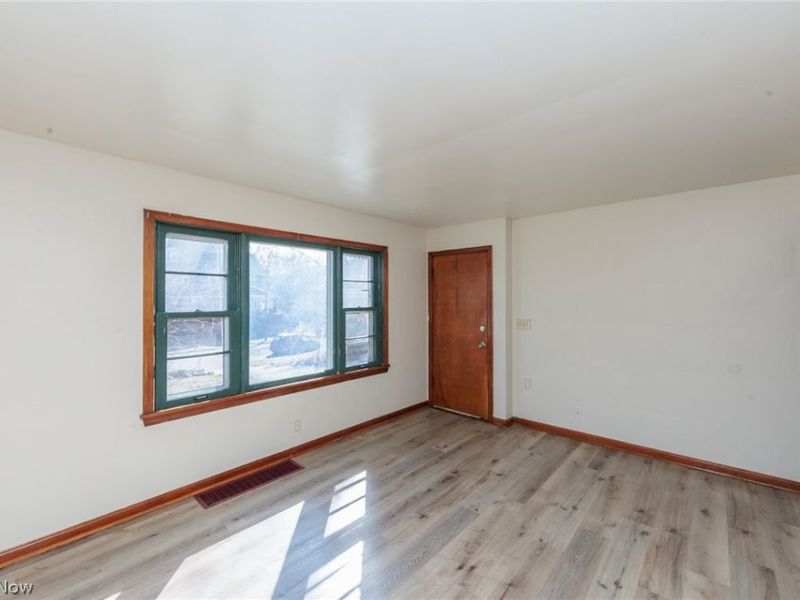 114 Beck Avenue, Akron, OH 44302 Photo 6