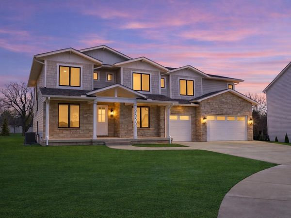 9353 Corydalis Avenue, St. John, IN 46373