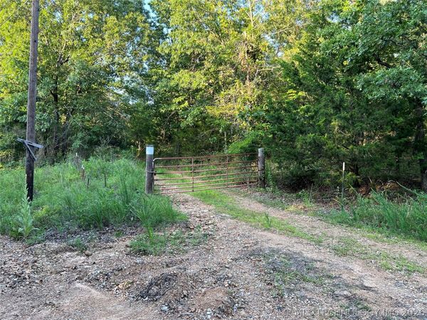 1 S 4582 Road , Marble City, OK 74945