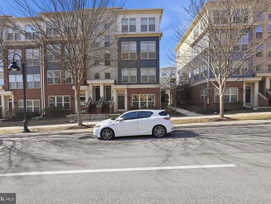 637 Diamondback Drive, Unit 17-A, Gaithersburg, MD 20878 Main Photo