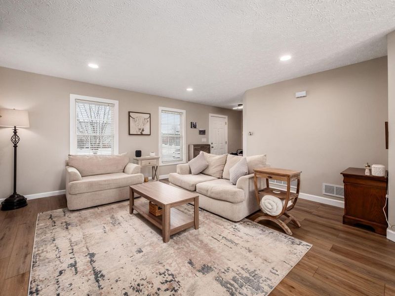 8063 Arbor Rose Way , Blacklick, OH 43004 Photo 4