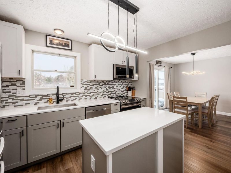 8063 Arbor Rose Way , Blacklick, OH 43004 Photo 6