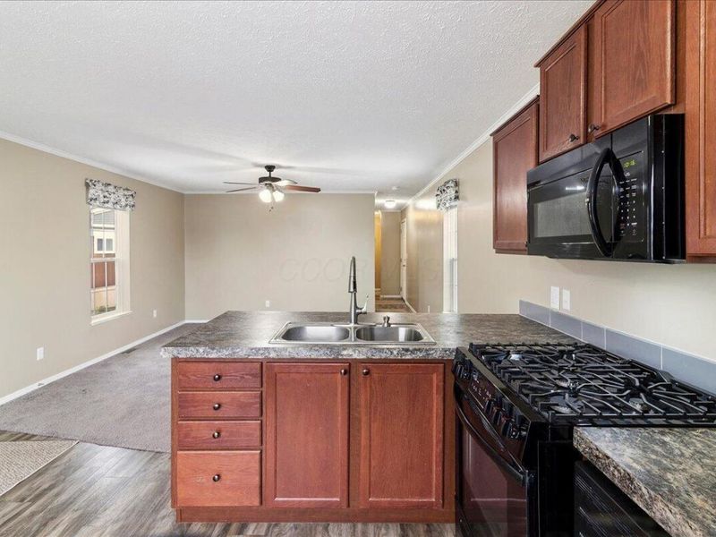 1000 Garfield Avenue, Unit #44, Bellefontaine, OH 43311 Photo 8