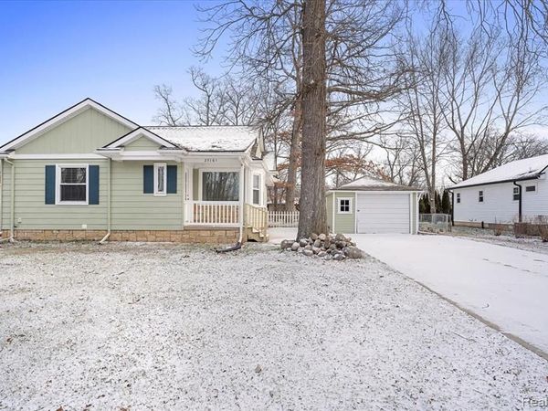 25161 MERIDIAN Road, Grosse Ile Twp, MI 48138