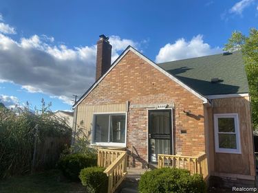 15227 Linnhurst Street, Detroit, MI 48205