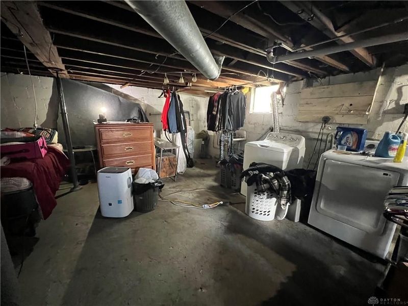 401 Walnut Street, Xenia, OH 45385 Photo 32