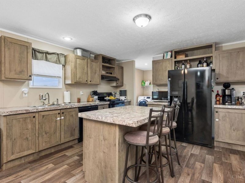 1780 Martinique Drive, Sterling Twp, OH 45154 Photo 17