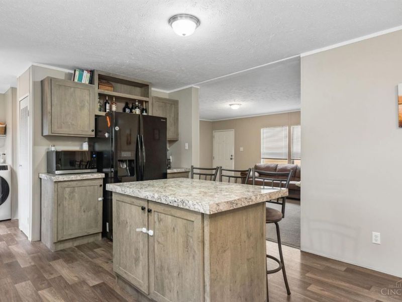 1780 Martinique Drive, Sterling Twp, OH 45154 Photo 18