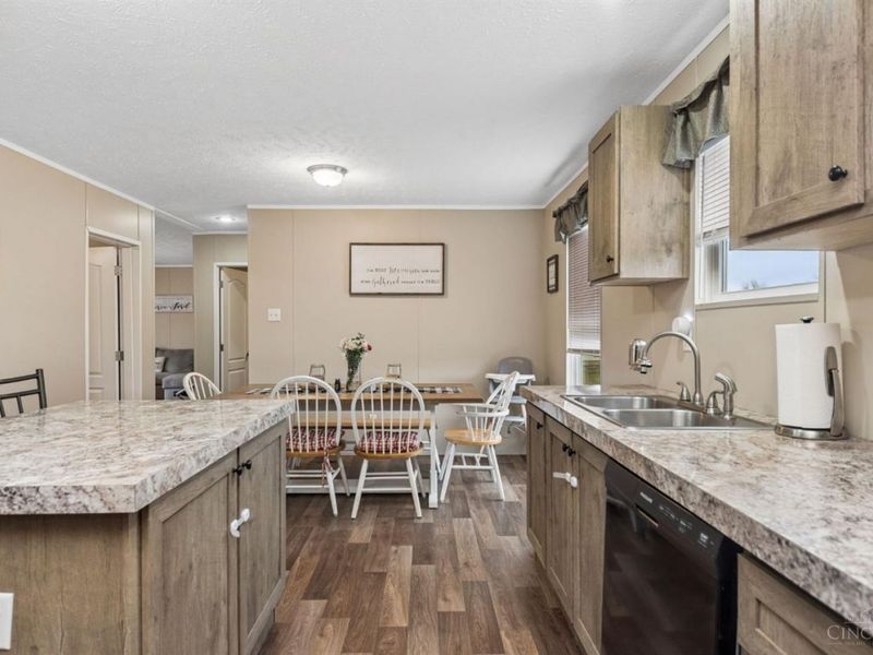 1780 Martinique Drive, Sterling Twp, OH 45154 Photo 19