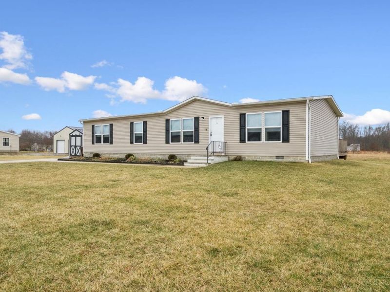 1780 Martinique Drive, Sterling Twp, OH 45154 Photo 4