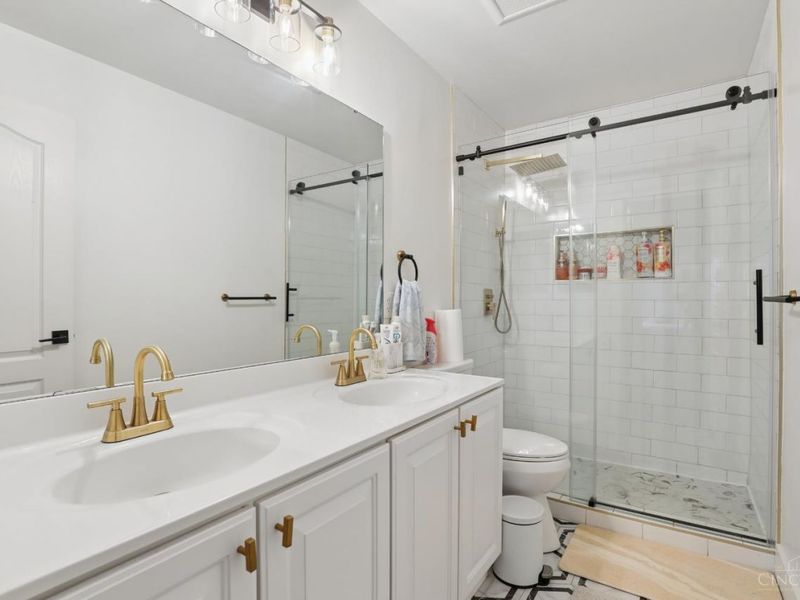 8179 Worcester Drive, Hamilton Twp, OH 45039 Photo 31