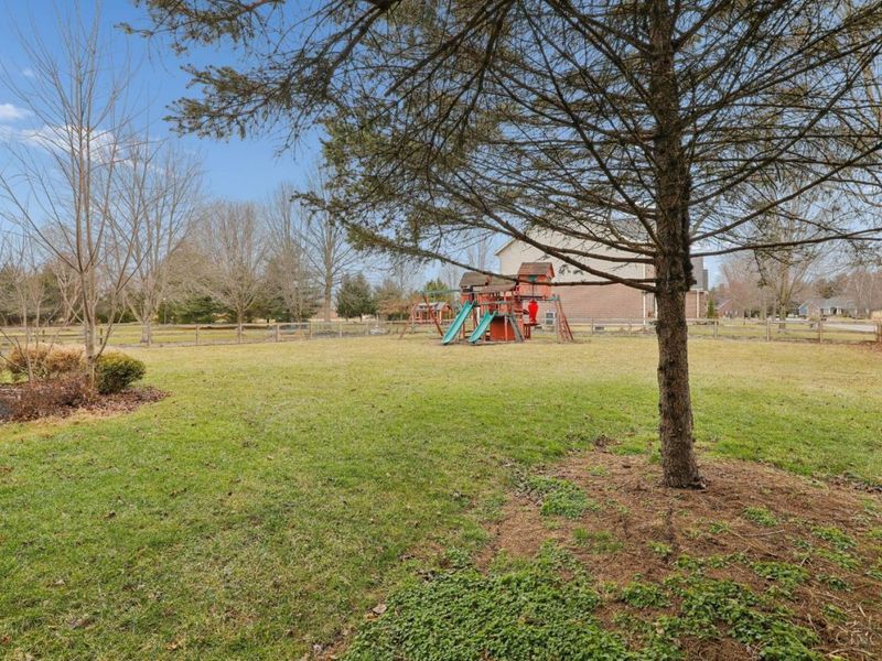 8179 Worcester Drive, Hamilton Twp, OH 45039 Photo 43